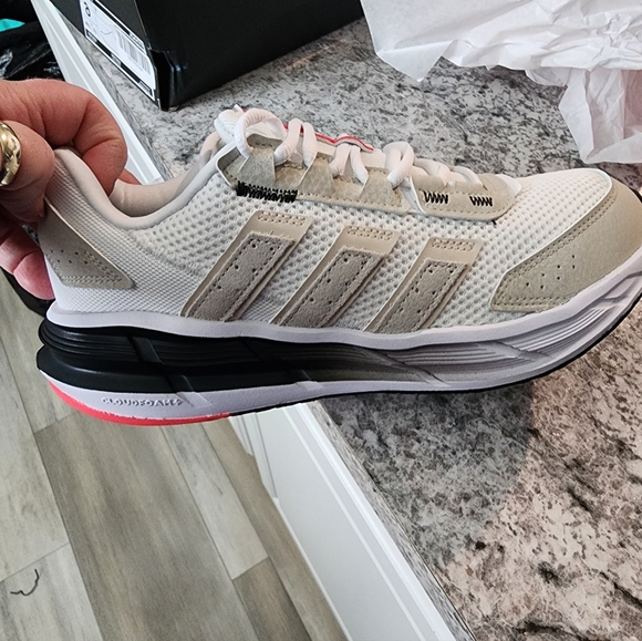 adidas Shoes - New In Box Adidas Women's White and Beige Sneakers Sz W9 M8